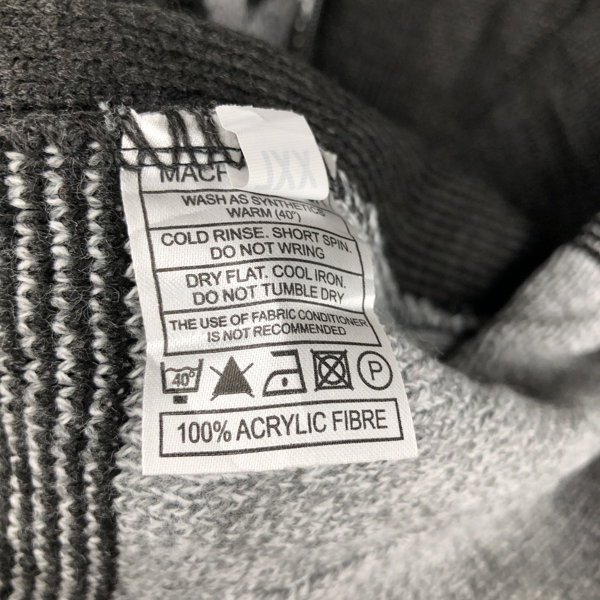 CLOTHING UNIT アクリルニットフルジップセーター