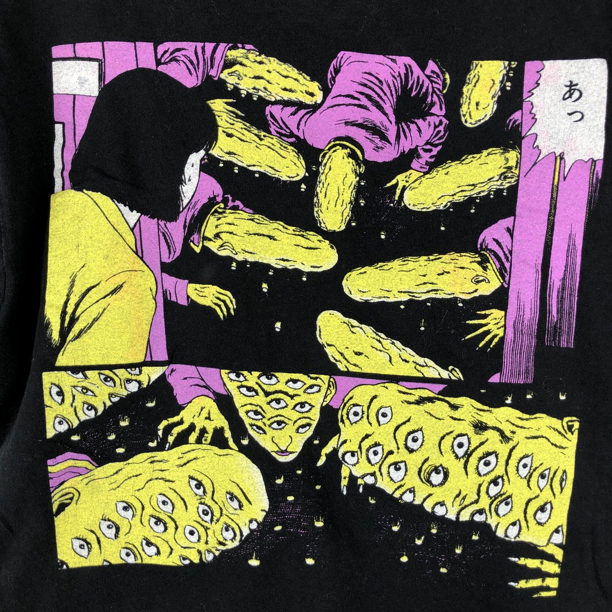 Junji Ito Collection 伊藤潤二 アニメ キャラクタープリントTシャツ