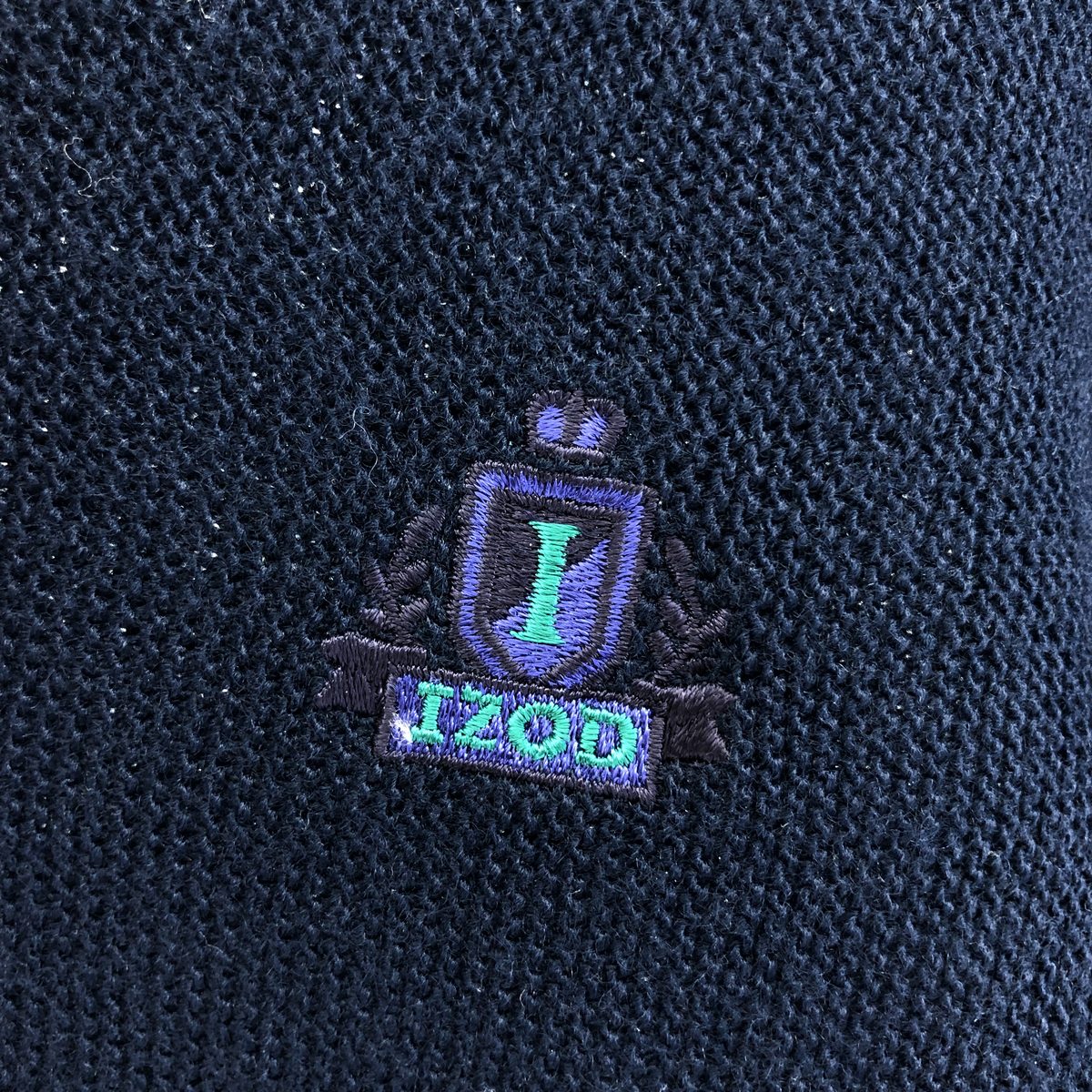 IZOD Vネック アクリルニットセーター