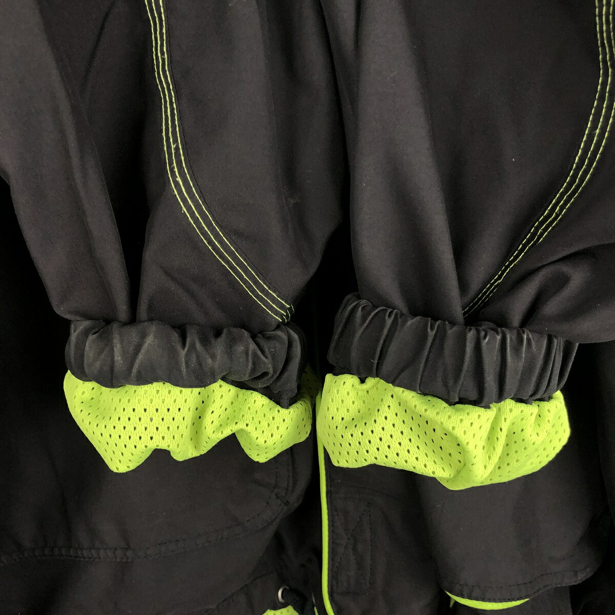 UMBRO/アンブロ ウインドブレーカー
