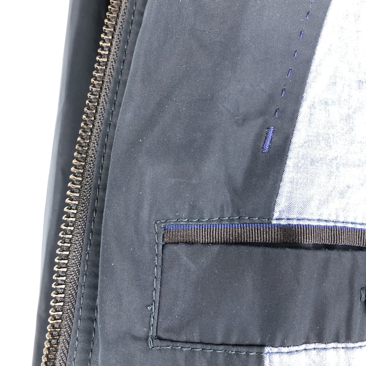 HUGO BOSS/ヒューゴボス ウインドブレーカー