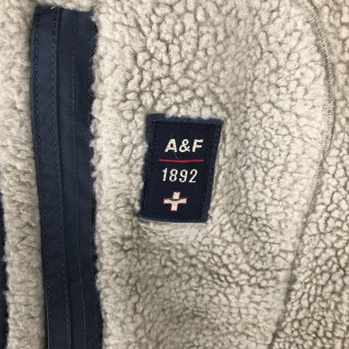 Abercrombie&Fitch/アバクロンビーアンドフィッチ フリースベスト