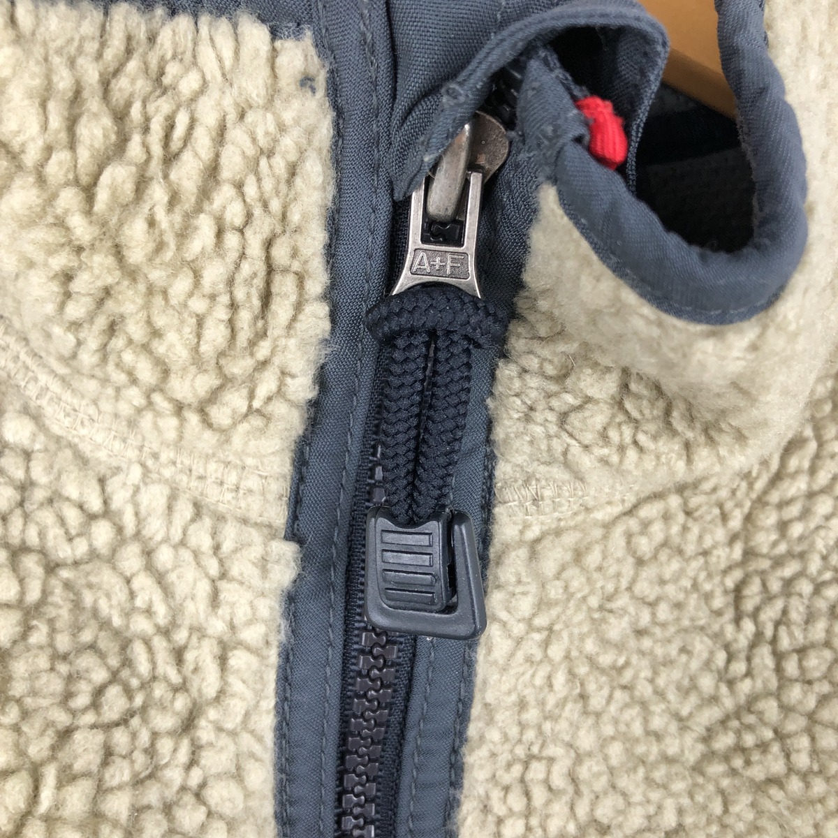Abercrombie&Fitch/アバクロンビーアンドフィッチ フリースベスト
