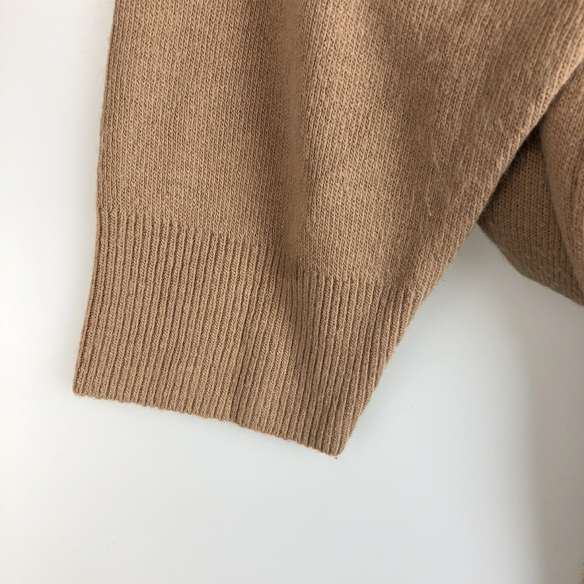 LACOSTE/ラコステ IZOD Vネック アクリルニットセーター