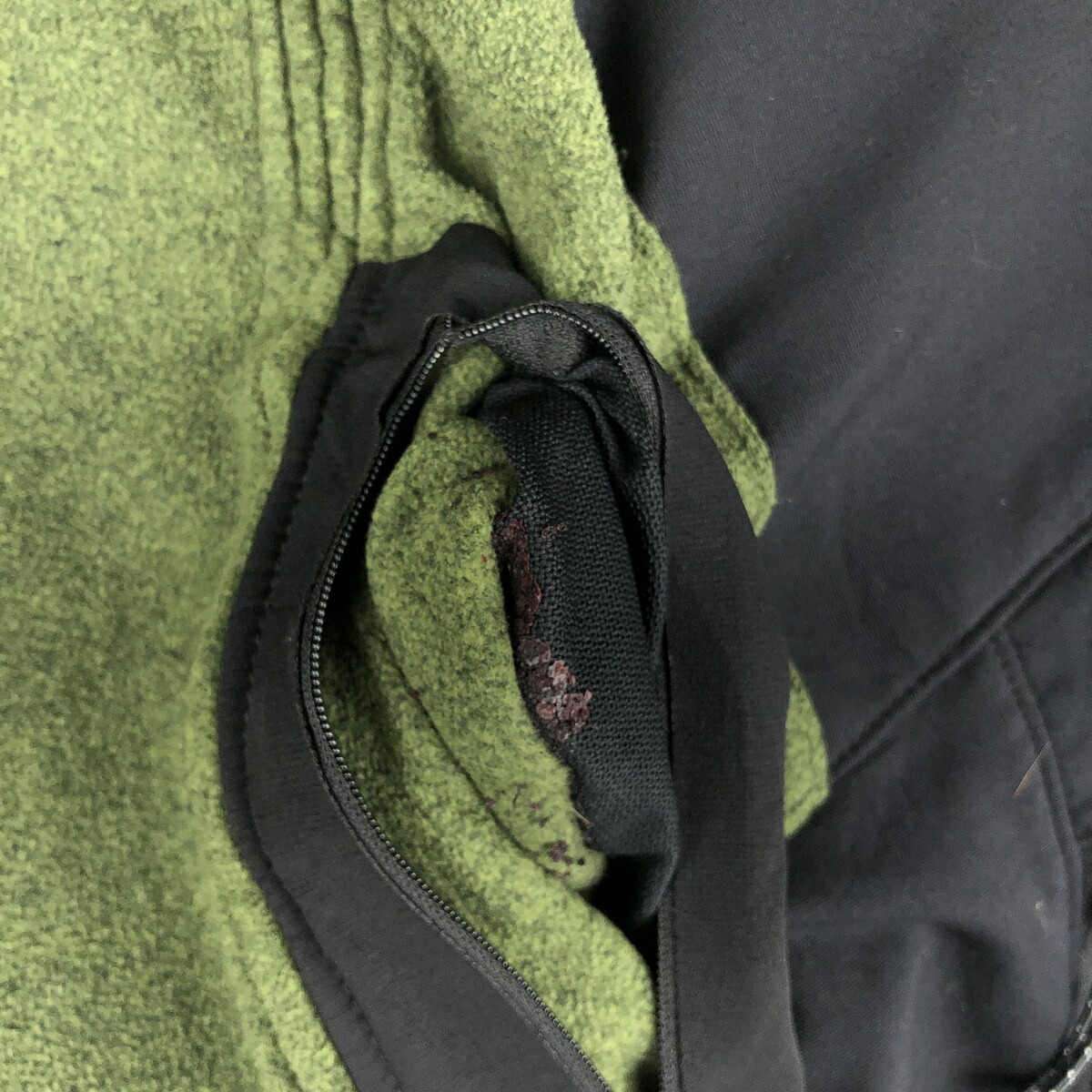 Mountain Hardwear ナイロンxフリースジャケット