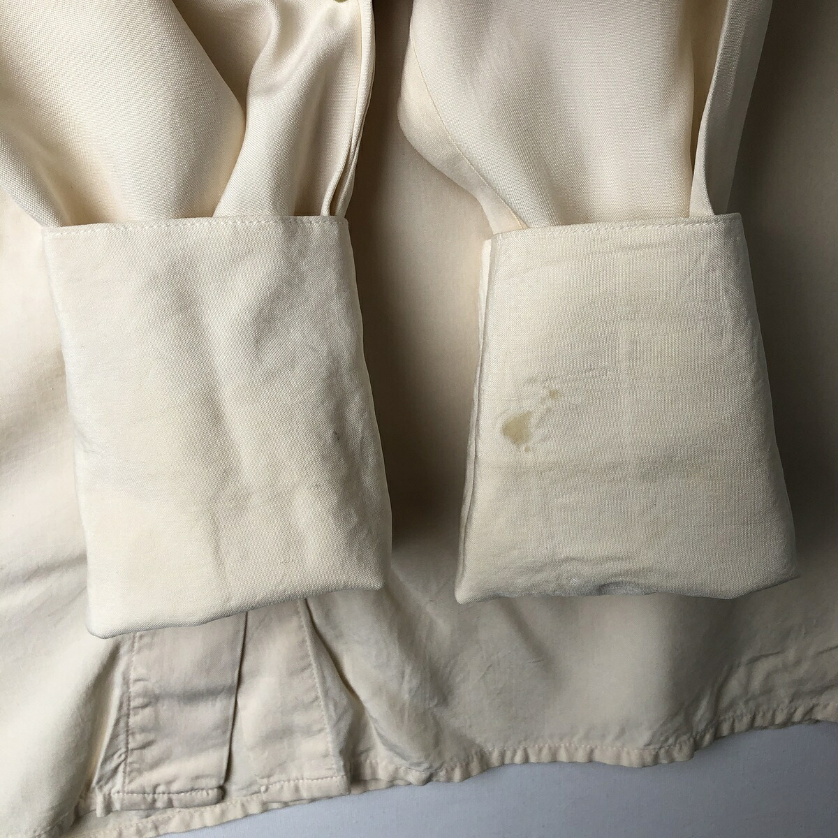 PETITE SOPHISTICATE 長袖 シルクシャツ