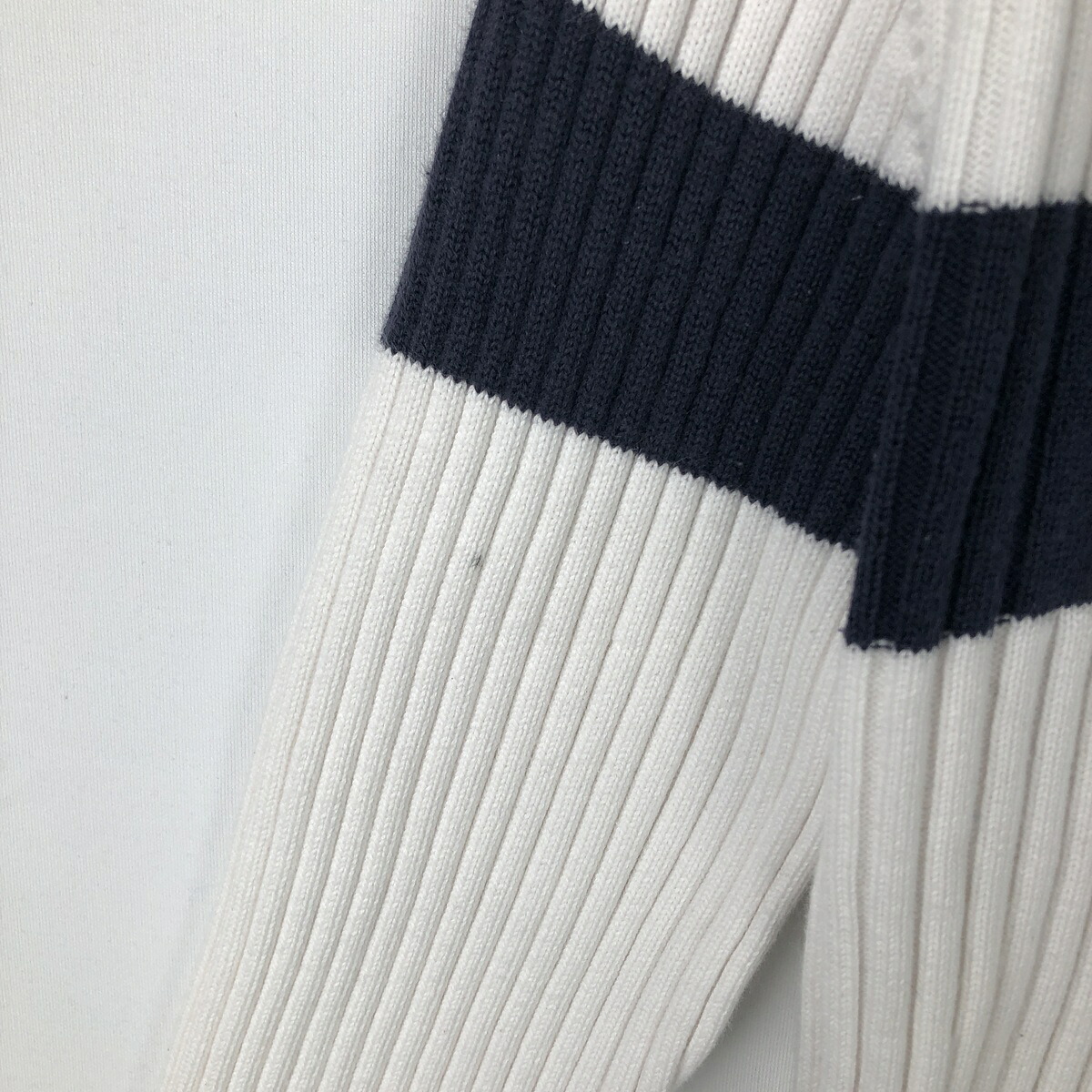 TOMMY HILFIGER/トミーヒルフィガー JEANS コットンニットハーフボタンセーター