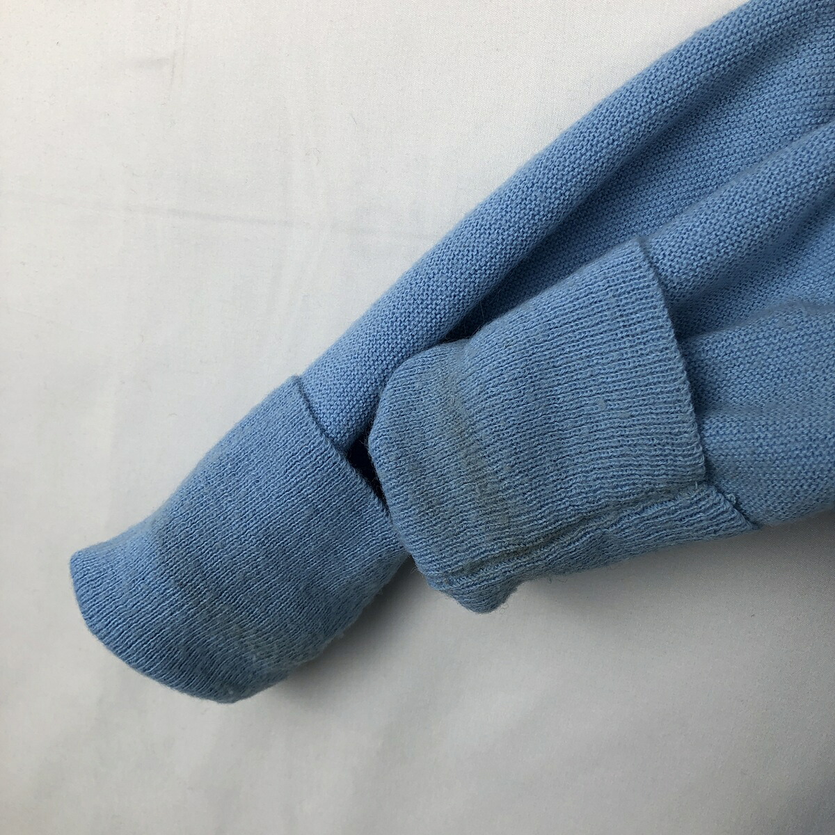 JCPenney Vネック アクリルニットセーター
