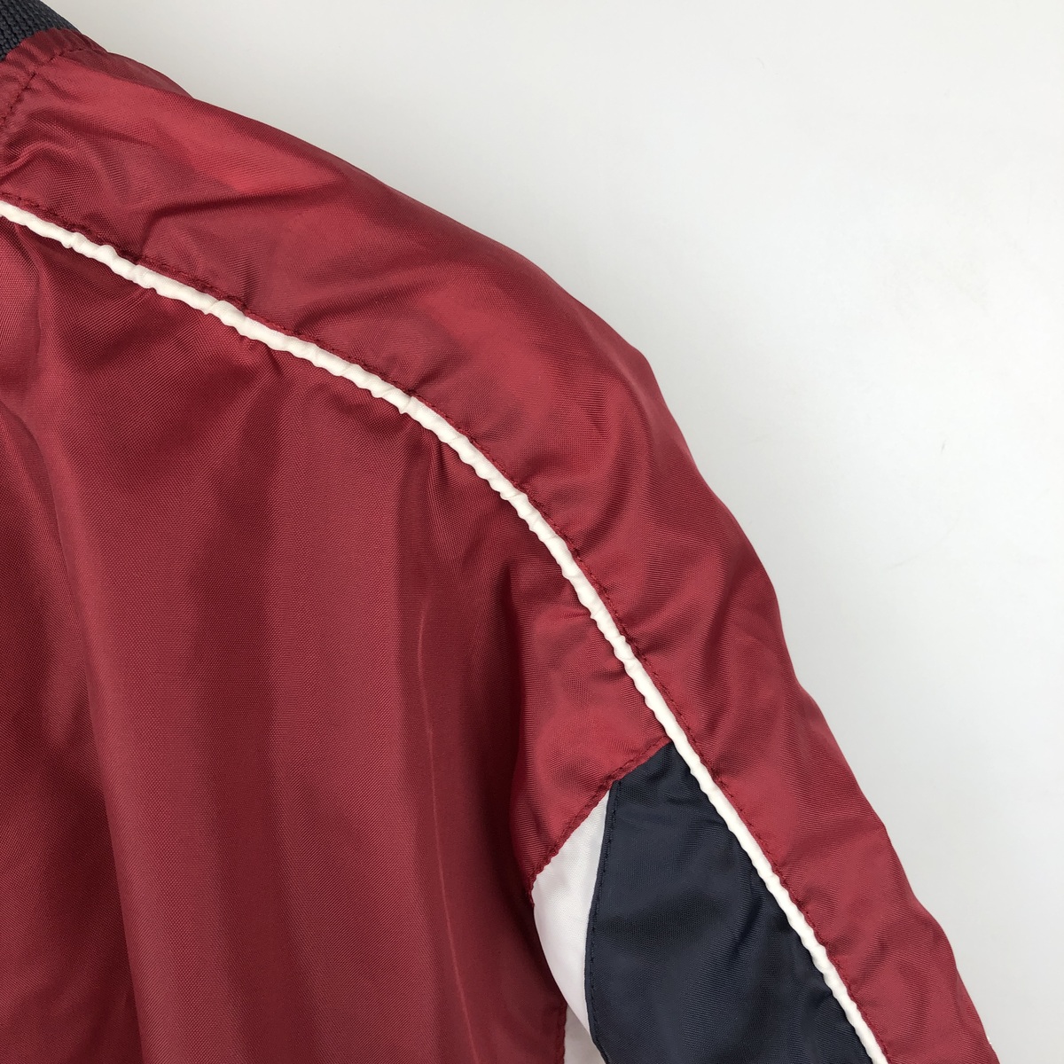 UMBRO/アンブロ ウォームアッププルオーバー