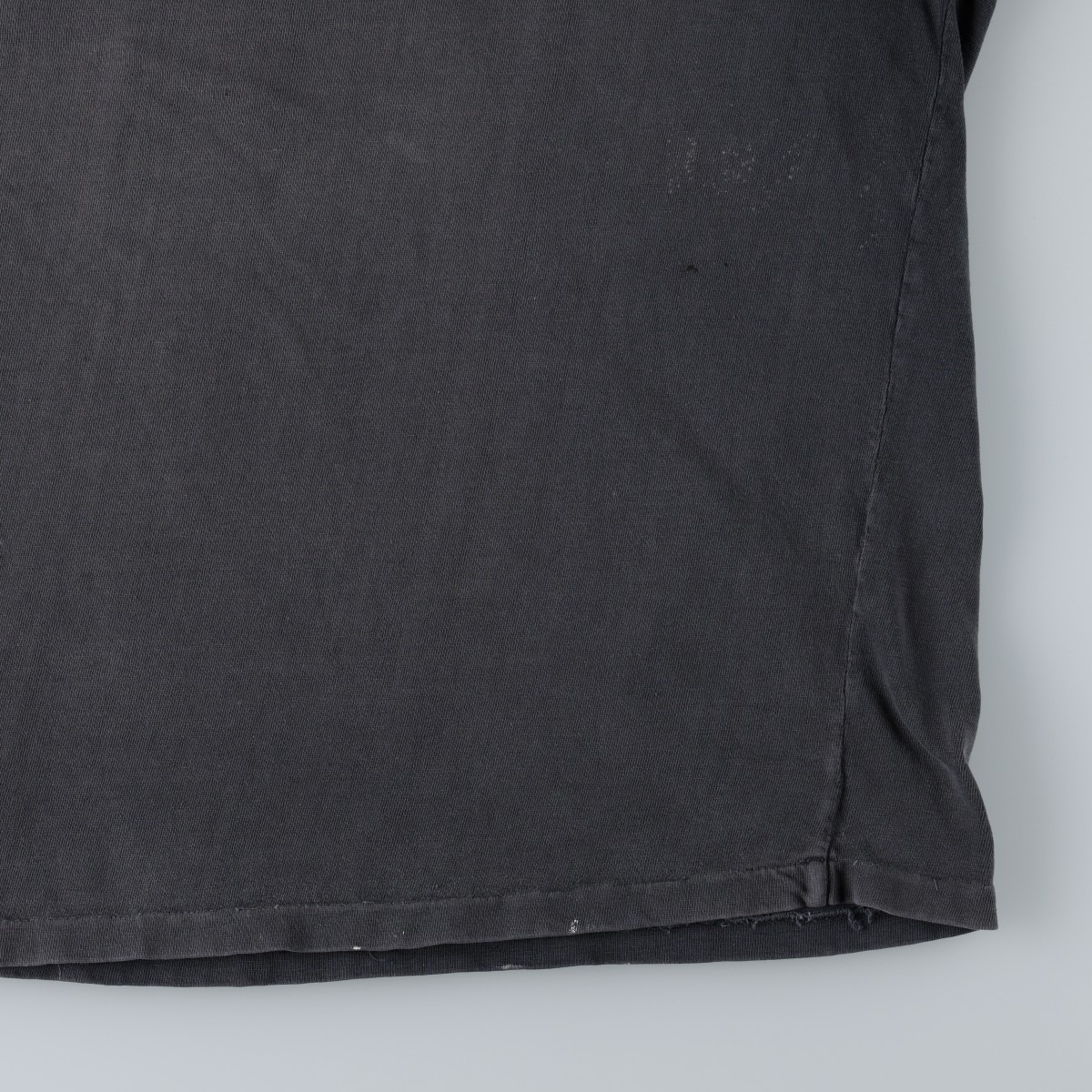 b.u.m. equipment 半袖 プリントTシャツ