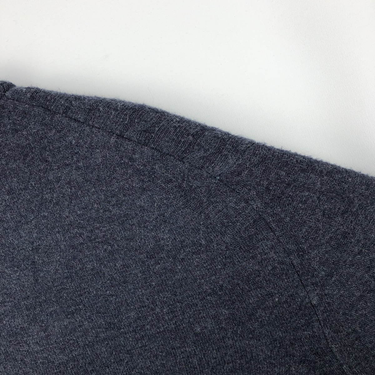 LACOSTE/ラコステ IZOD Vネック ニットセーター