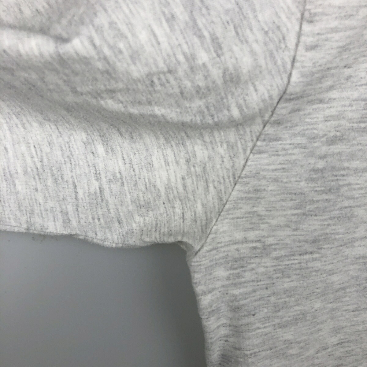 Guess/ゲス ロングTシャツ ロンT