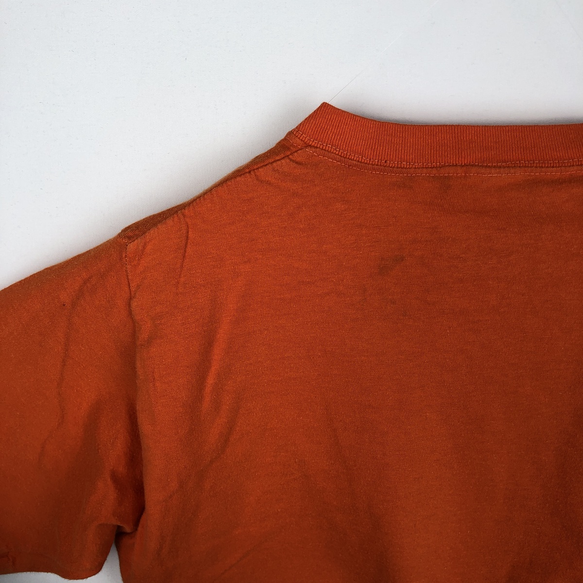 カレッジTシャツ