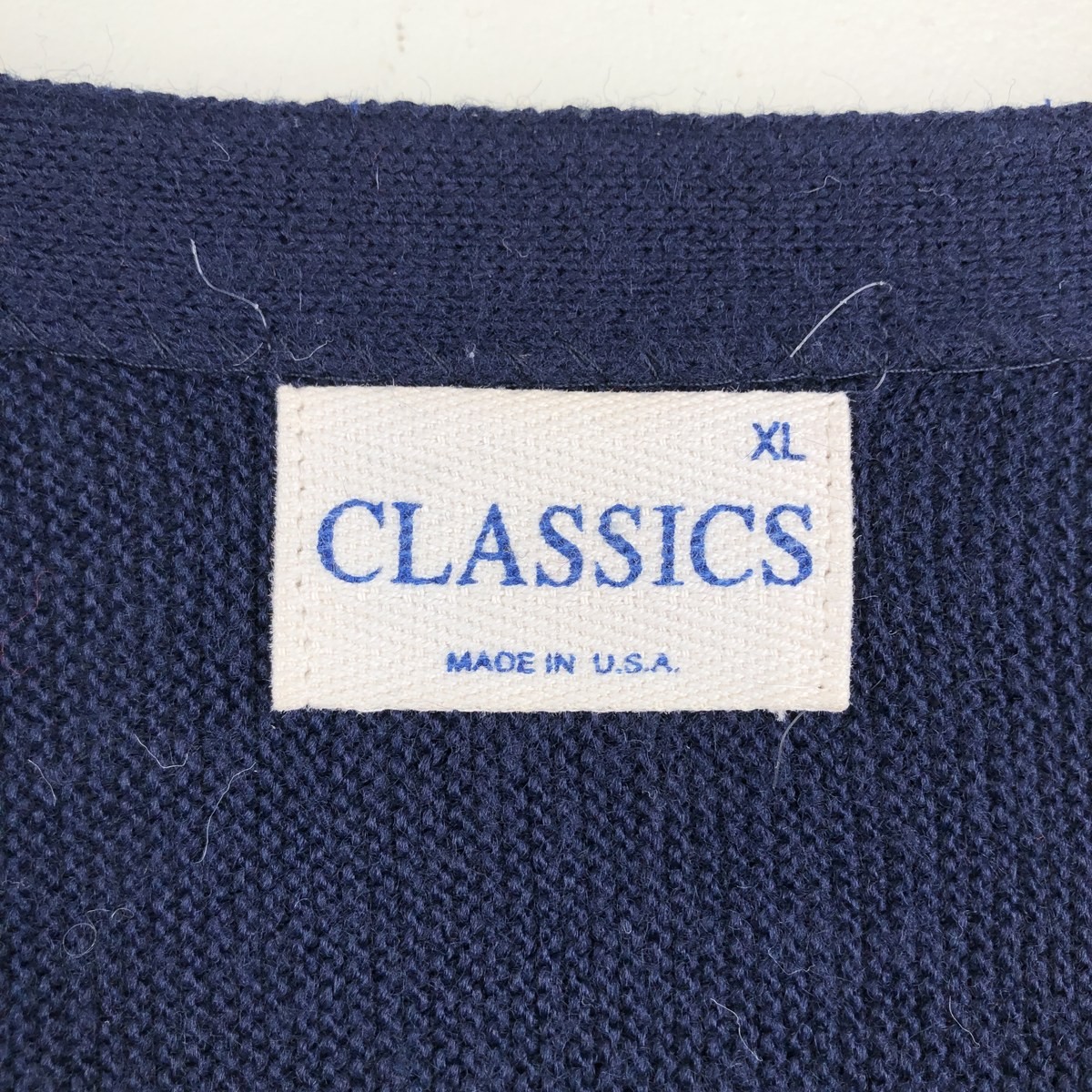 CLASSICS ニットカーディガン