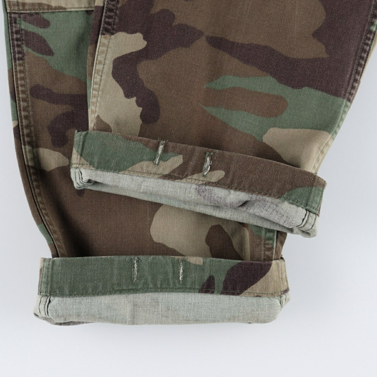 古着 90年代 米軍実品 迷彩柄 ウッドランドカモ ミリタリー カーゴパンツ コンバットパンツ USA製 SMALL-REGULAR メンズw30相当 ヴィンテージ /eaa664069 【中古】 【260803】