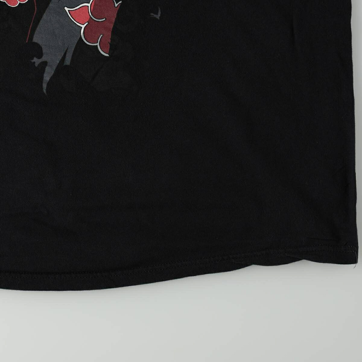古着 NARUTO SHIPPUDEN ナルト疾風伝 うちはイタチ アニメ キャラクタープリントTシャツ メンズXL相当 /eaa667041 【中古】 【260824】