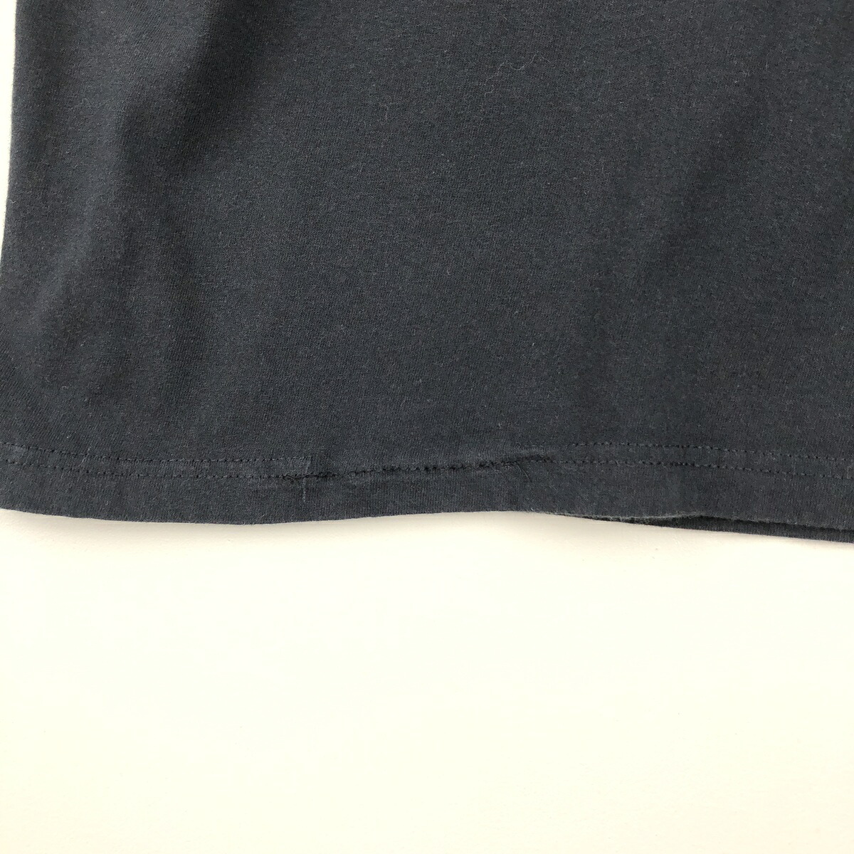 BERSERK ベルセルク ガッツ アニメ キャラクタープリントTシャツ