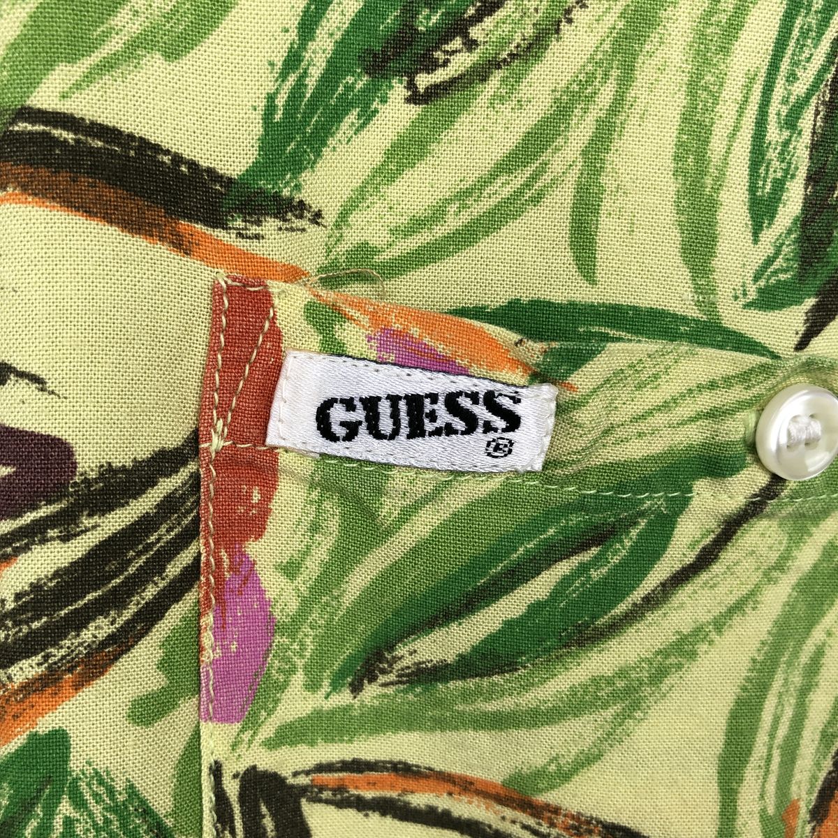 古着 90年代 ゲス Guess BY GEORGES MARCIANO 総柄 ボタニカル柄 レーヨン ハワイアンアロハシャツ USA製 メンズL相当 ヴィンテージ /eaa660634 【中古】 【260719】 【GR-NV】