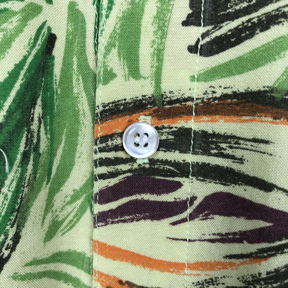 古着 90年代 ゲス Guess BY GEORGES MARCIANO 総柄 ボタニカル柄 レーヨン ハワイアンアロハシャツ USA製 メンズL相当 ヴィンテージ /eaa660634 【中古】 【260719】 【GR-NV】