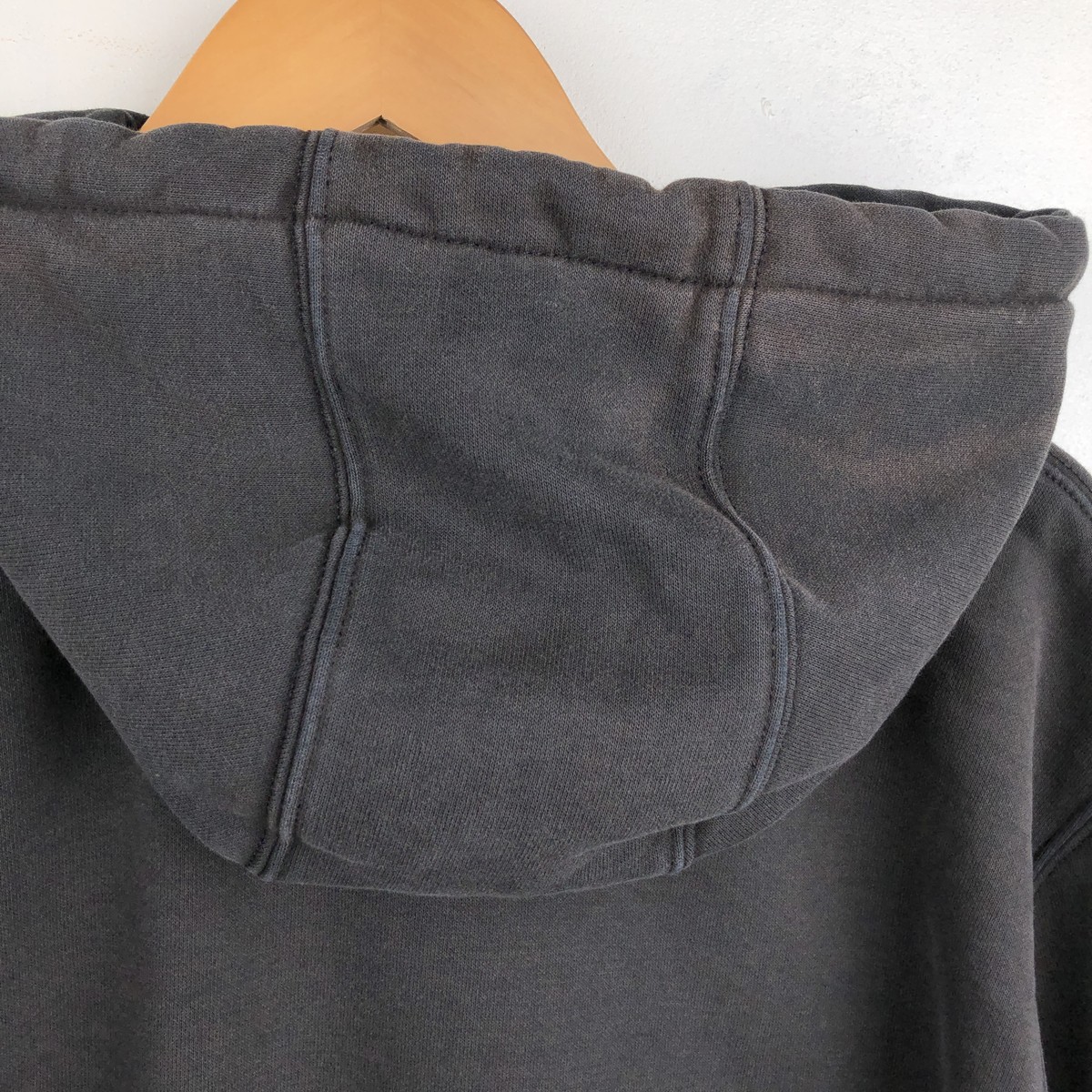 古着 カーハート Carhartt RAIN DEFENDER LOOSE FIT スウェットプルオーバーパーカー メンズM相当 /eaa675325 【中古】 【261010】