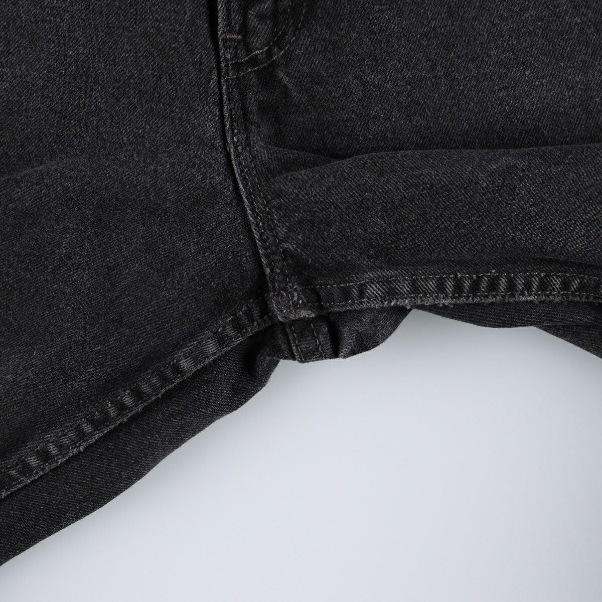 Levi's/リーバイス 15551-0260 RELAXED FIT TAPERED LEG ブラックデニム テーパードデニムパンツ