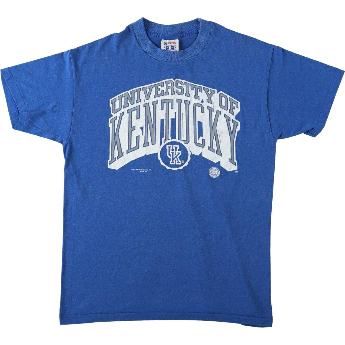 カレッジTシャツ