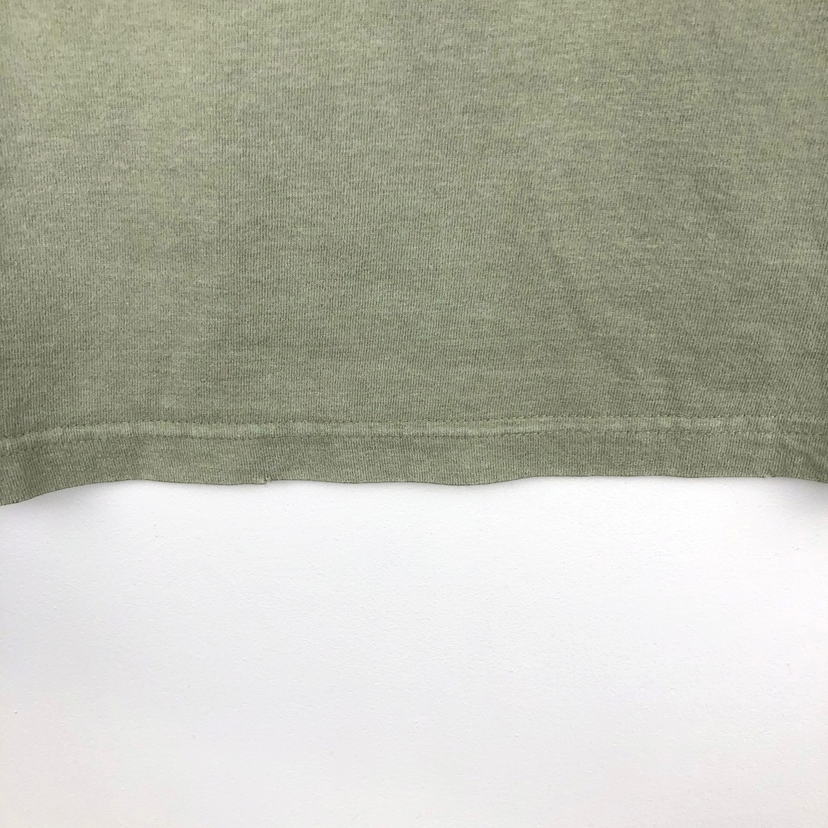 DE PUTA MADRE 69 ピンナップガール ロングTシャツ ロンT
