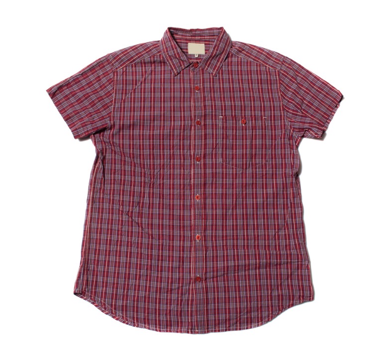 เสื้อเชิ้ตแขนสั้น